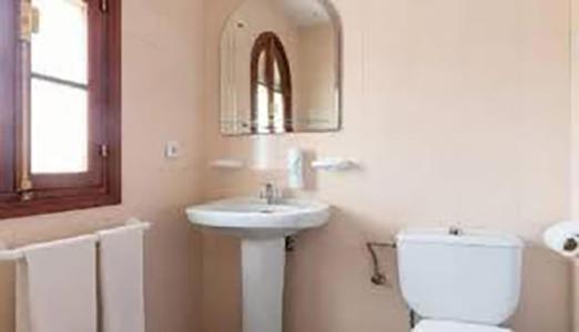 Hostal-Restaurante El Paisano Guadalema de los Quinteros Extérieur photo