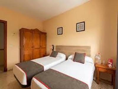 Hostal-Restaurante El Paisano Guadalema de los Quinteros Extérieur photo